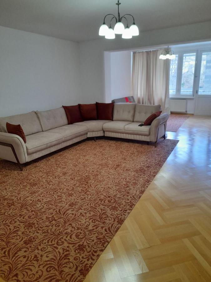 Saburtalo Apartment Тбилиси Екстериор снимка